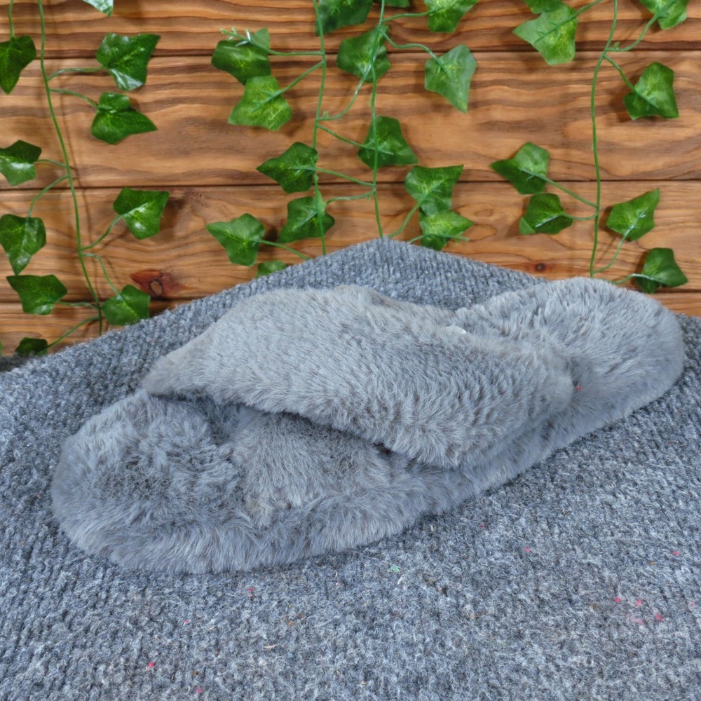 Bearpaw Brielle Women Slipper‎ Size 7-8 Indoor Lounge Cozy Gray Faux Fur Slide